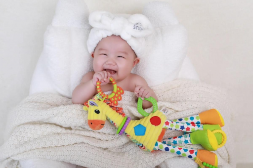 邢台宝宝眼眶发红